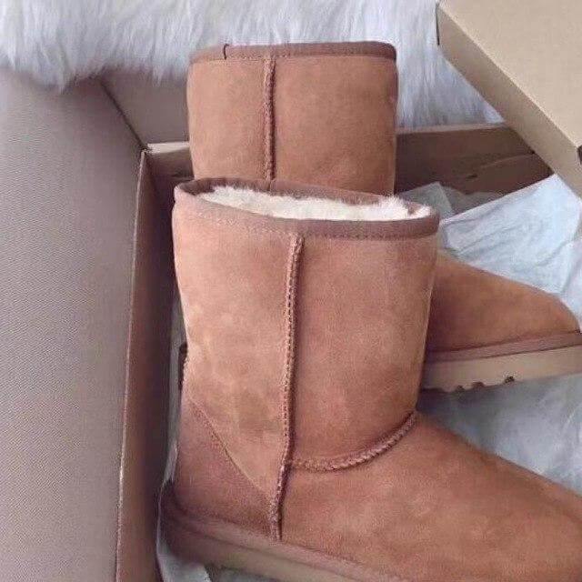 Faux Shearling Ankle Boots – Round Toe Slip-On Winter Boots for Women with Flat Sole & Warm Fur Lining | Thomler