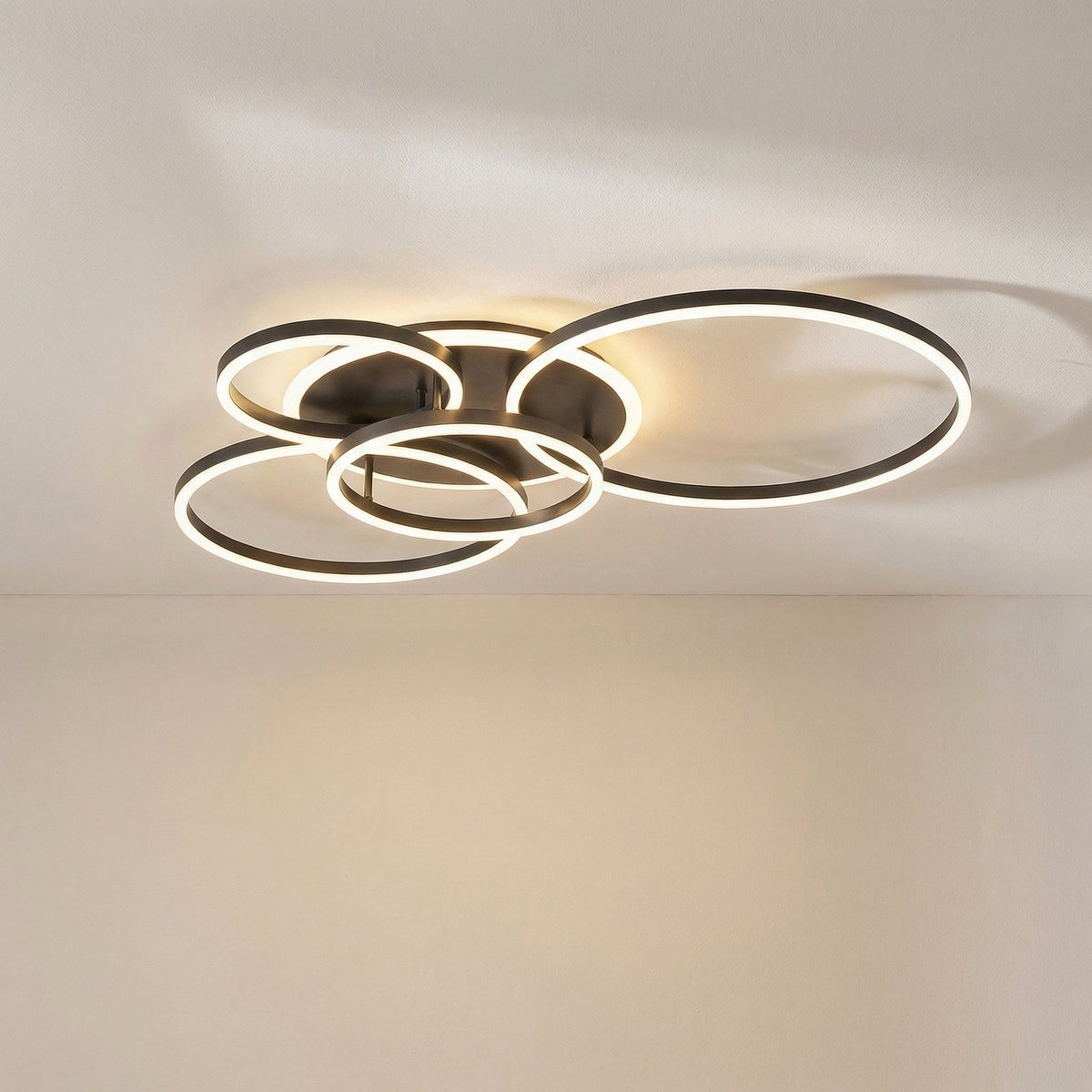Modern Multi-Light Ceiling Pendant – Adjustable Height LED Chandelier for Dining Room, Bedroom, Reading Nook – Iron & Aluminum Fixture | Thomler
