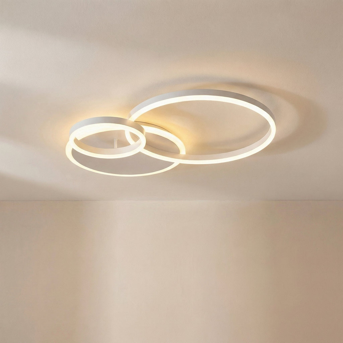 Modern Multi-Light Ceiling Pendant – Adjustable Height LED Chandelier for Dining Room, Bedroom, Reading Nook – Iron & Aluminum Fixture | Thomler