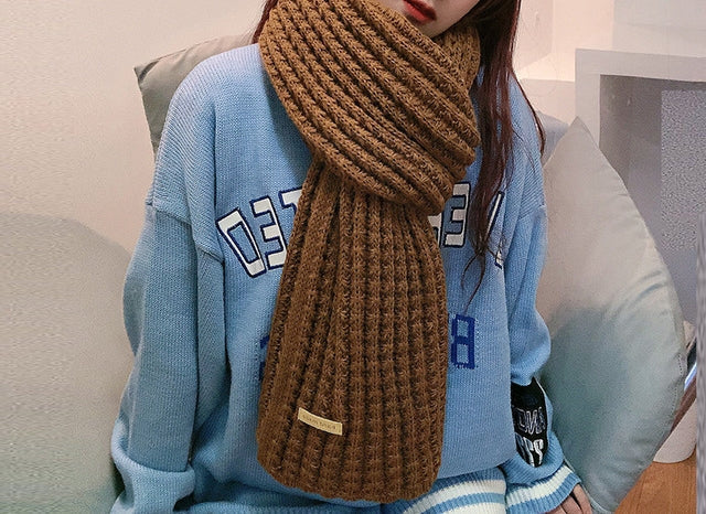 Handcrafted Women's Scarf – Soft Wrap Shawl for Fall & Winter Outfits, Elegant Fashion Accessory | Thomler