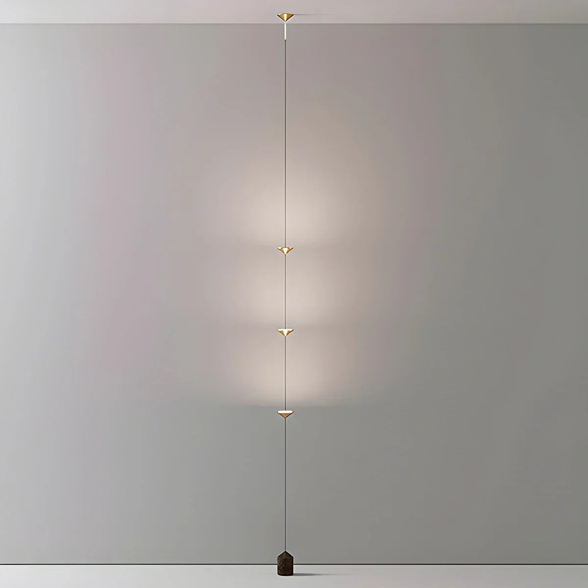 Floor To Ceiling Lamp Metal Adjustable 2.5–3.2 m Warm LED Living Room Bedroom Lighting Vertical Modern Design | Thomler