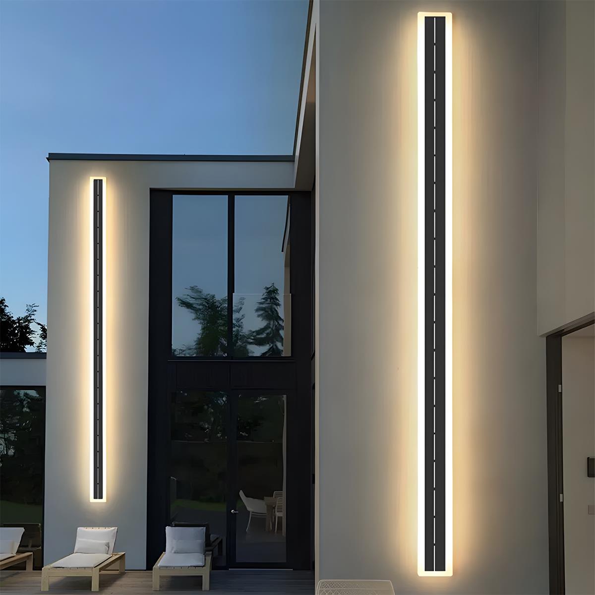 Rechargeable Sunlight-Harvesting Exterior Accent Fixture for Deck Entrance Yard Garden Pathway Facade | Thomler