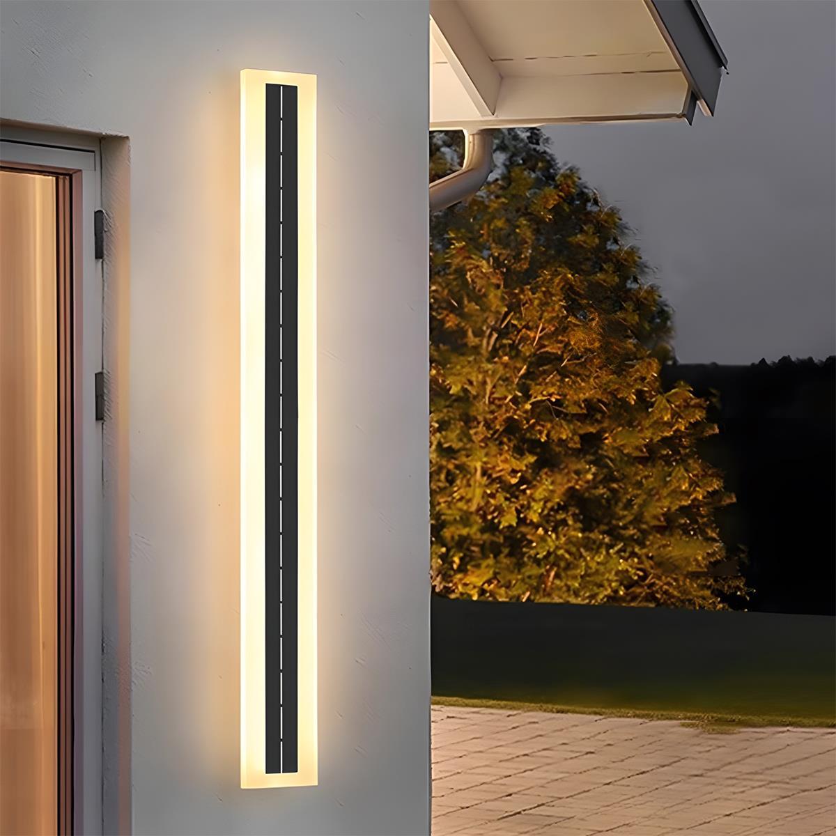 Rechargeable Sunlight-Harvesting Exterior Accent Fixture for Deck Entrance Yard Garden Pathway Facade | Thomler