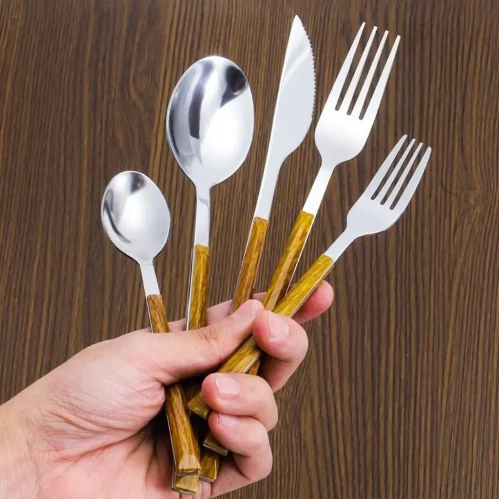 30-Piece Flatware Set Wood-Effect Handles Gold & Silver Finish for 6 Service for Family Dining Everyday Tableware Dinnerware | Thomler