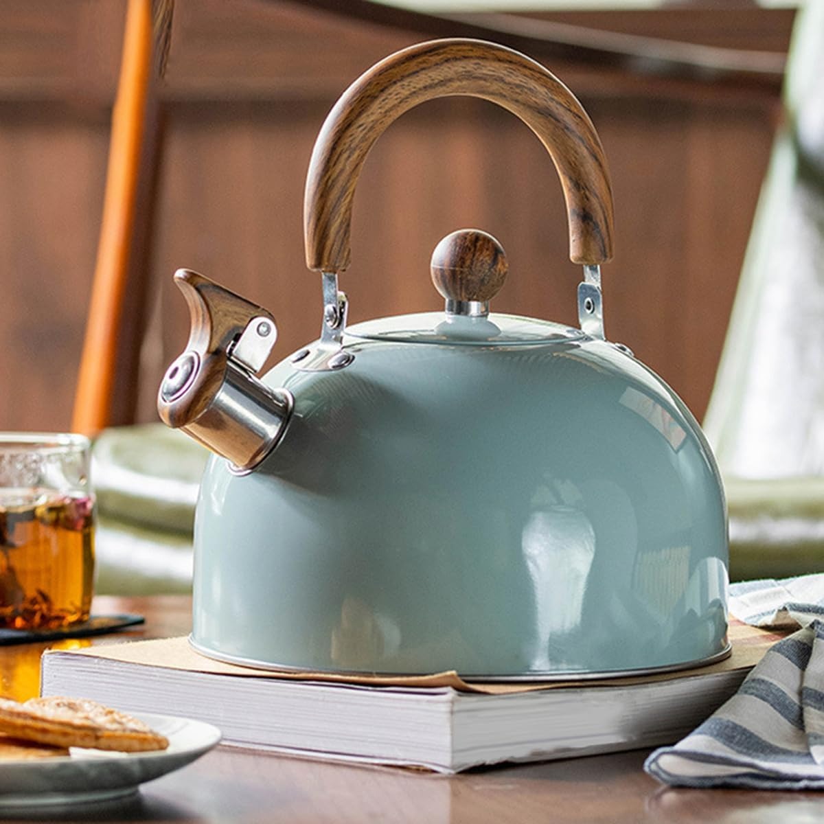 Stovetop Tea Kettle with Whistle and Heat-Safe Grip – 3-Quart Capacity for Gas, Electric & Induction Cooktops | Thomler