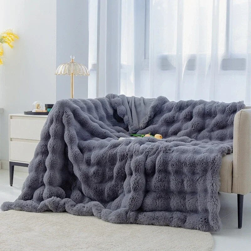 Ultra-Soft Plush Throw Blanket for Couch, Bed & Living Room – Cozy Fleece Cover for Winter Warmth | Thomler