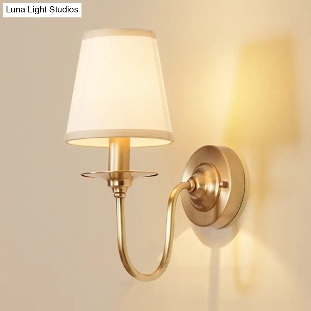 Classic Metal Wall Sconce with Curved Arm & White Fabric Shade – Hardwired Indoor Accent Light for Bedroom, Hallway & Living Room | Thomler