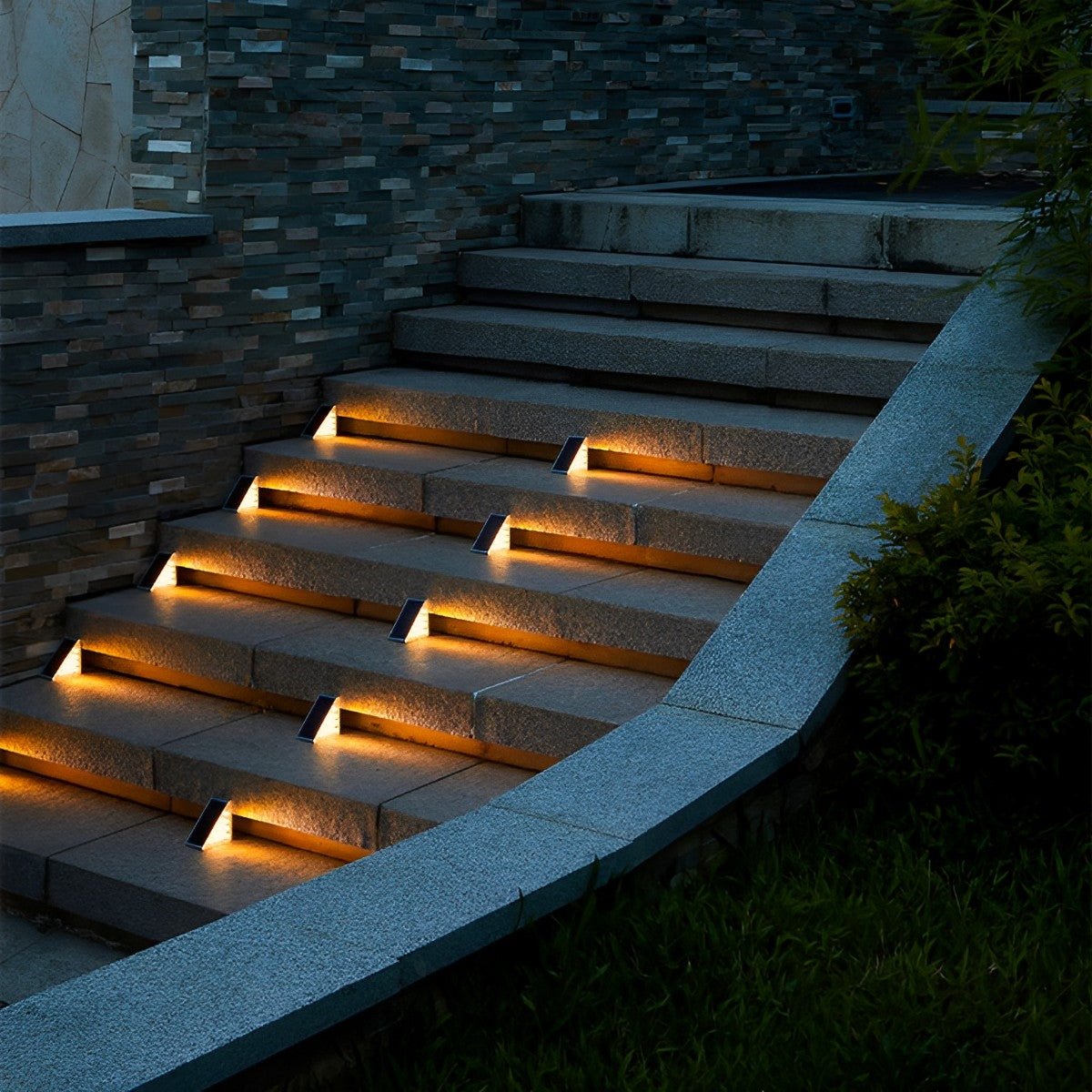 Solar Stair Light LED 7.0 cm Motion Sensor Waterproof Outdoor Step Pathway Lighting Warm White | Thomler