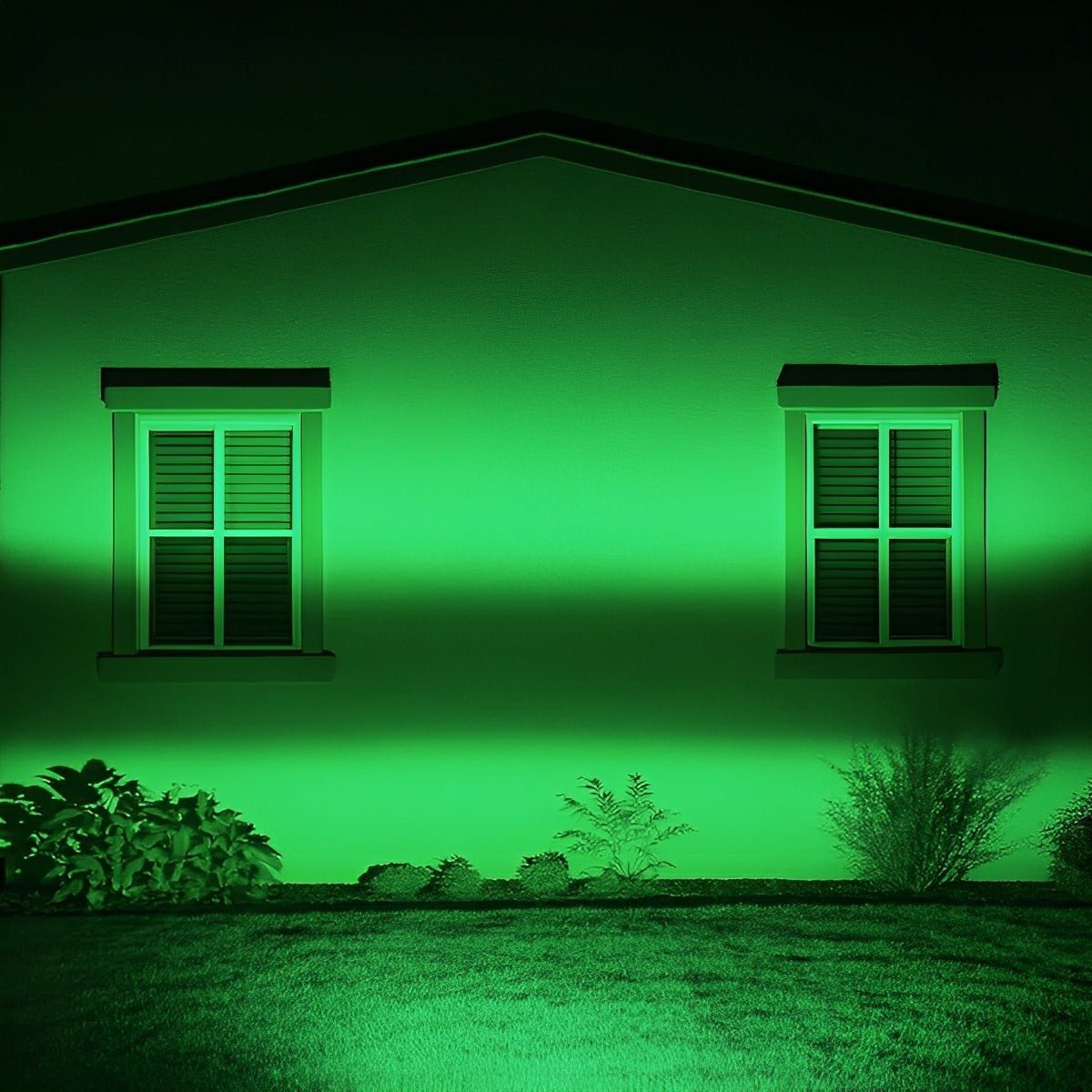 Outdoor Spotlight Cast Aluminium 50W RGB Black Garden Facade Landscape Colour Changing Flood Light With Remote Control IP65 | Thomler