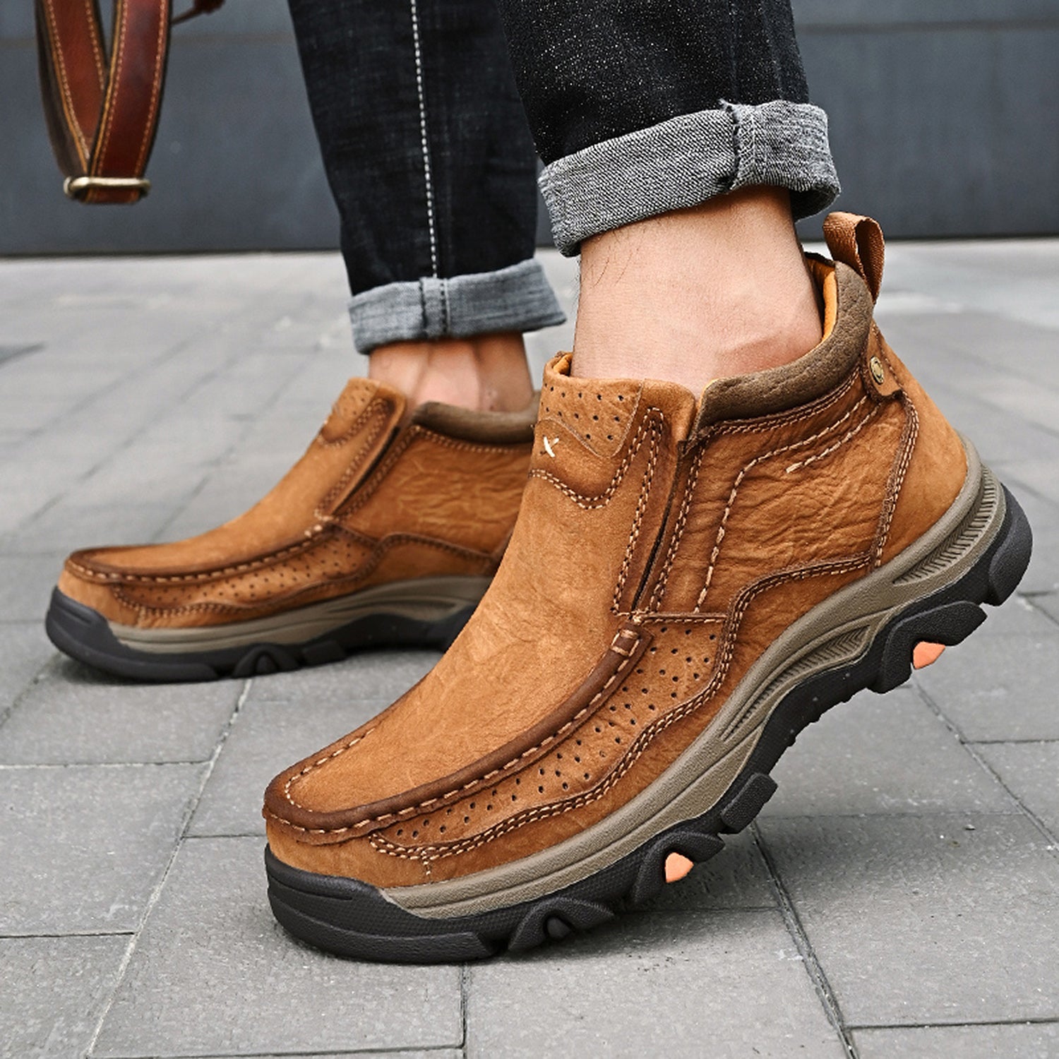 Leather High-Top Ankle Boot Orthopedic Arch Support Walking Sneakers for Men & Women | Posture Correcting Slip-On Athletic Footwear | Thomler