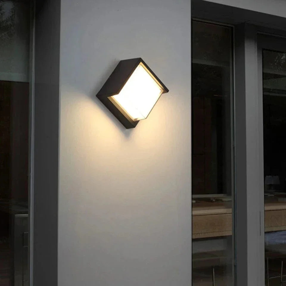 Motion-Sensing Outdoor LED Sconce – Waterproof Security Porch & Patio Fixture – Automatic On/Off, Radar Detection, Modern Matte Black | Thomler