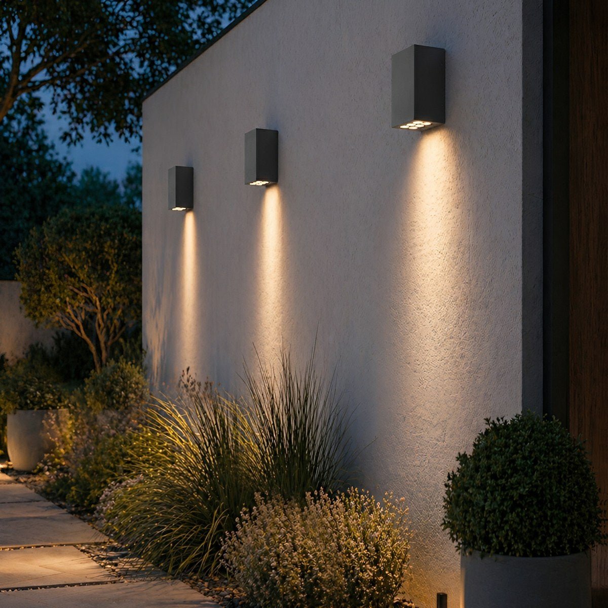Modern Architectural Outdoor Sconce with Sleek Linear Profile for Entryway Porches & Patio Walls | Thomler
