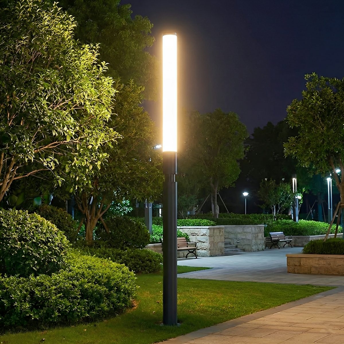 Sleek Outdoor LED Bollard Fixture – Weather-Resistant Aluminum Housing for Driveways, Walkways & Garden Edging – Slim Profile with Warm Glow | Thomler