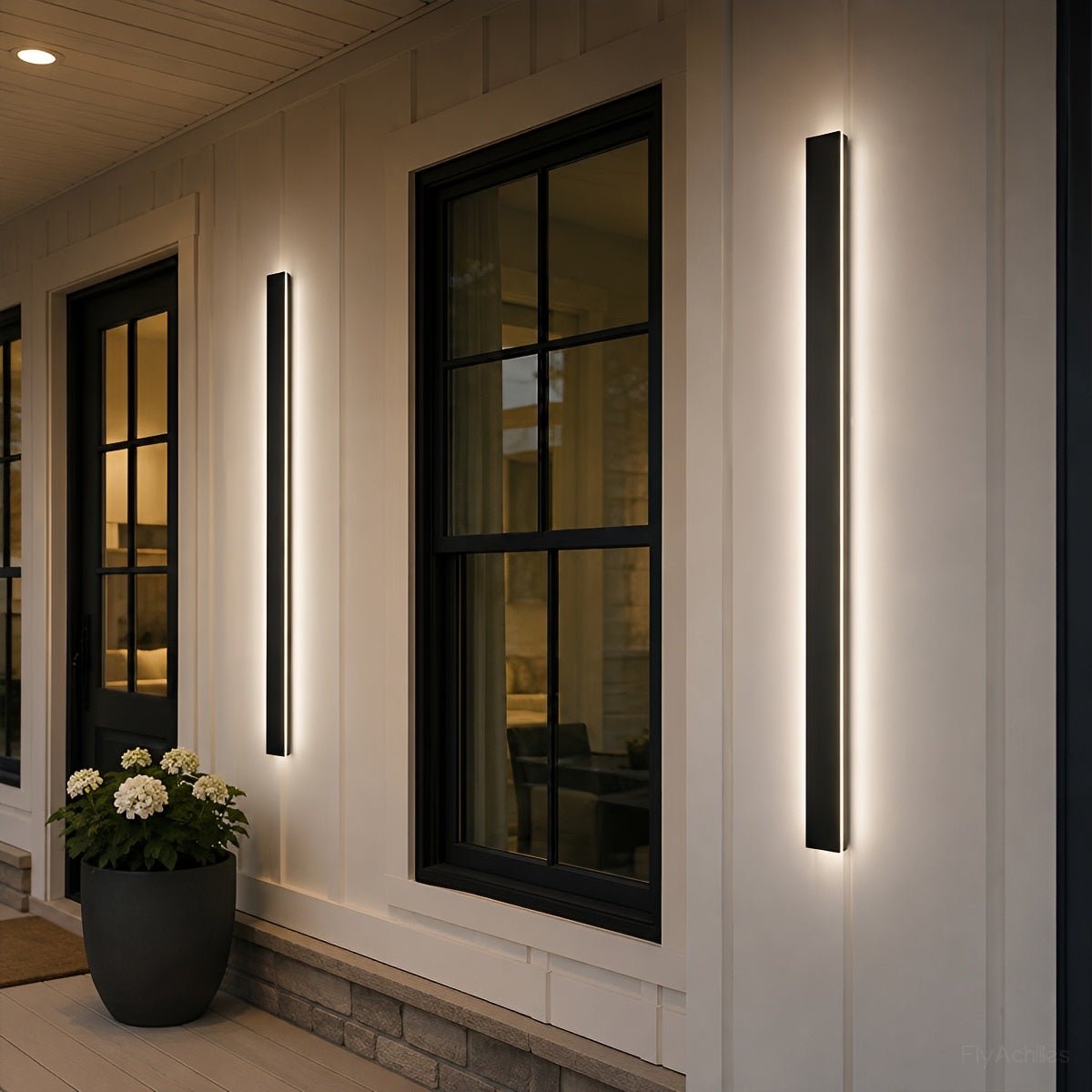 Linear Aluminum Exterior Sconce 485lm IP65 Rated for Entryway Deck Pathway Facade in Black | Thomler