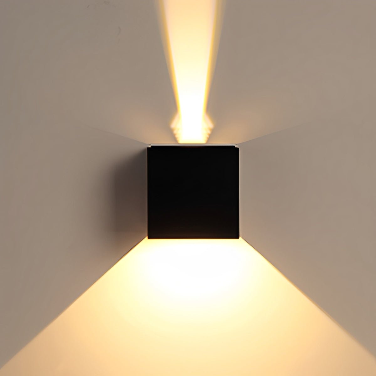 Wall Light Cast Aluminium 12W IP65 Outdoor Facade Patio Up Down Sconce Warm White Waterproof Garden Lighting | Thomler