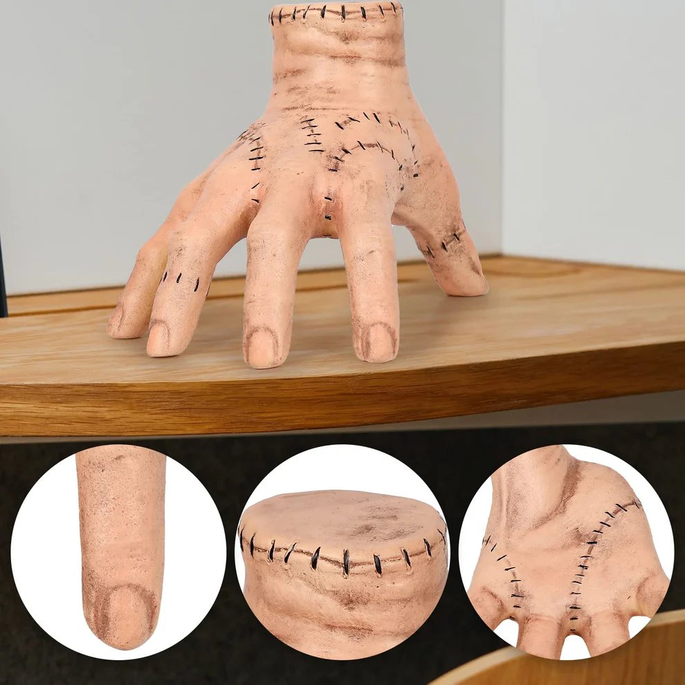 Severed Hand Decoration – Realistic Latex Crawling Appendage for Gothic Parties & Dark Cosplay | Thomler