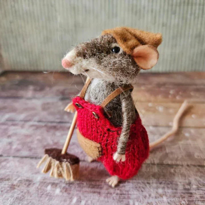 Felted Wool Mouse Figurine – Handmade Artisan Ornament for Christmas Tree, Holiday Mantel Display & Year-Round Shelf Decor | Thomler
