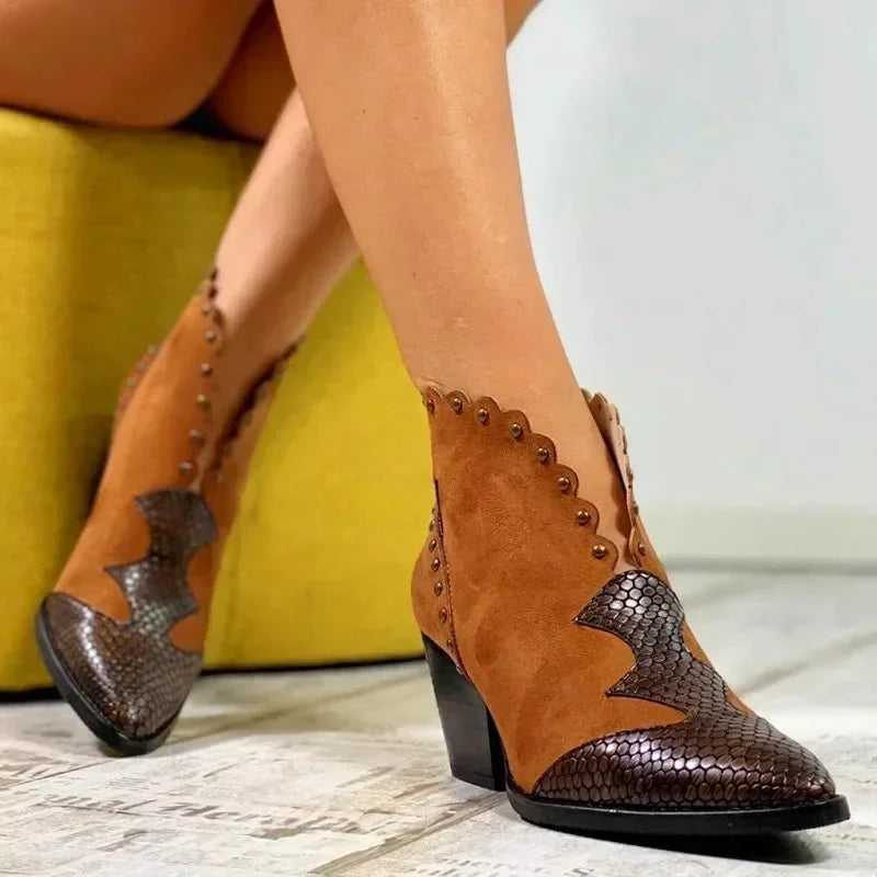 Western-Inspired Ankle Boots with Lace-Up Front & Pointed Toe for Women – Cushioned Insole, Non-Slip Sole, Casual & Dressy Wear | Thomler