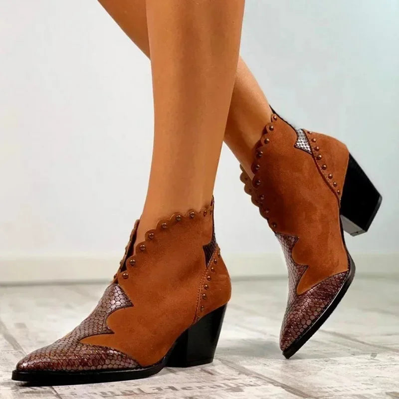 Western-Inspired Ankle Boots with Lace-Up Front & Pointed Toe for Women – Cushioned Insole, Non-Slip Sole, Casual & Dressy Wear | Thomler