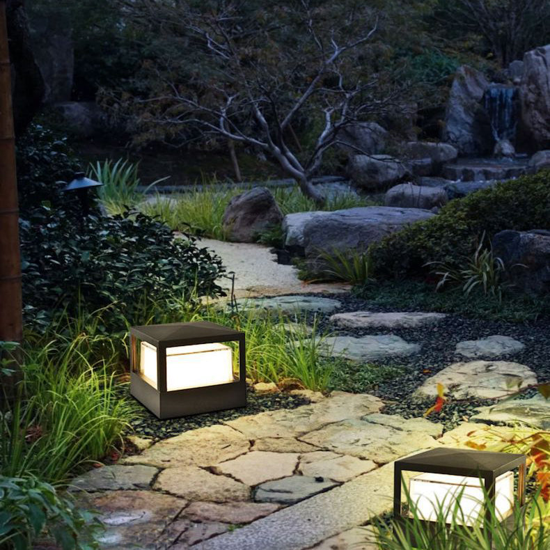Weatherproof LED Exterior Sconce – Geometric Aluminum Fixture for Porch Patio Entry | Thomler