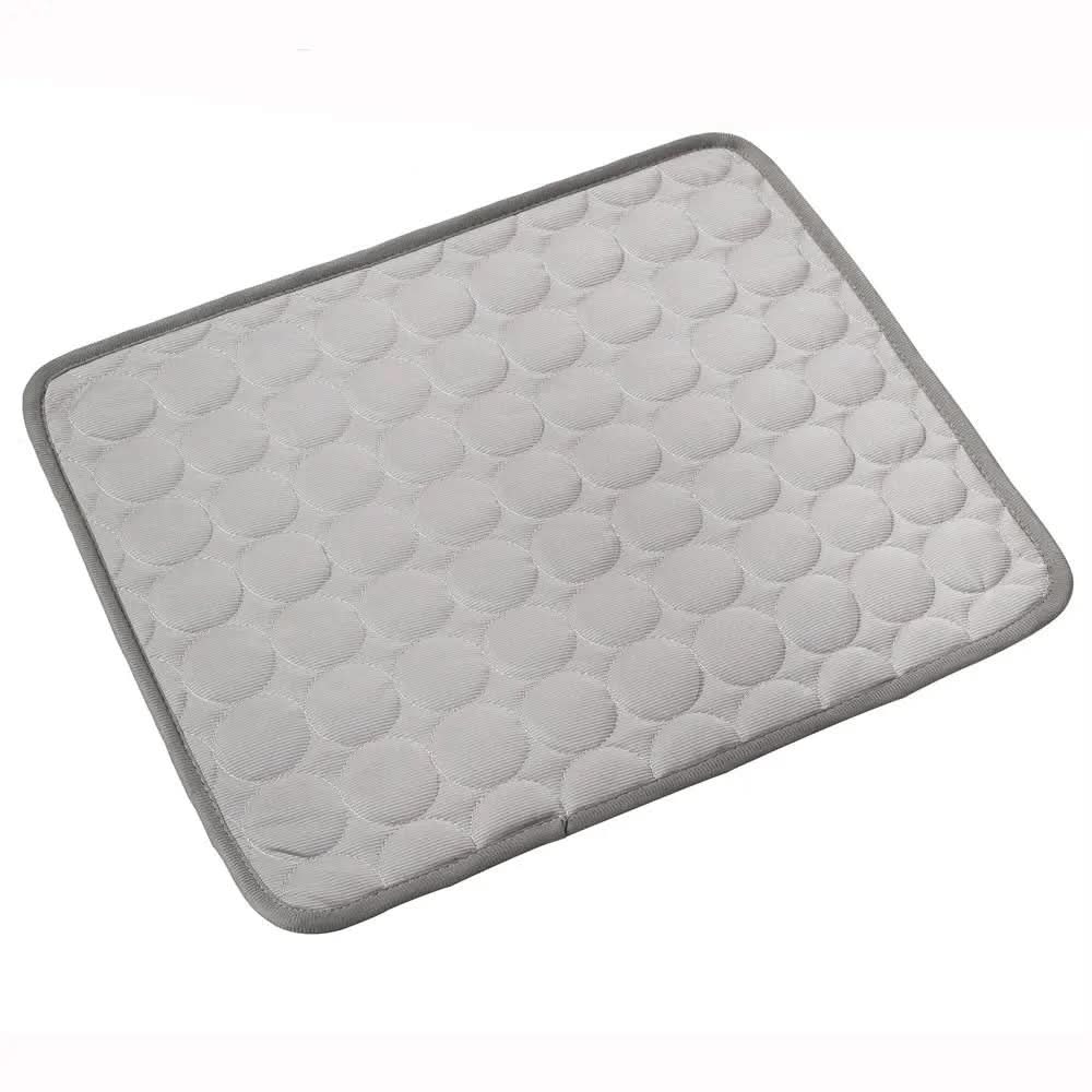 Breathable Summer Comfort Mat for Dogs & Cats – Cool-Touch Surface, Quilted Design for Indoor Use | Thomler