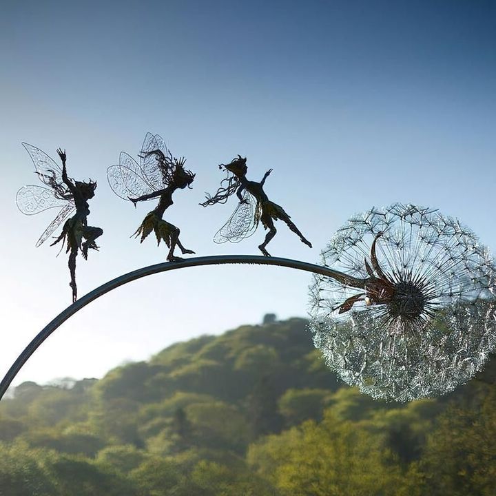 Metal Garden Fairy Stakes with Dandelion - Whimsical Weatherproof Lawn Ornament for Outdoor Flower Beds & Cottage Gardens | Thomler