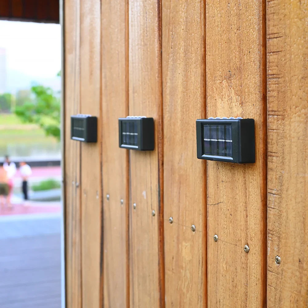 Solar-Powered Motion-Sensor Wall Light for Outdoors – 4-Pack Weatherproof LED Sconces | Thomler