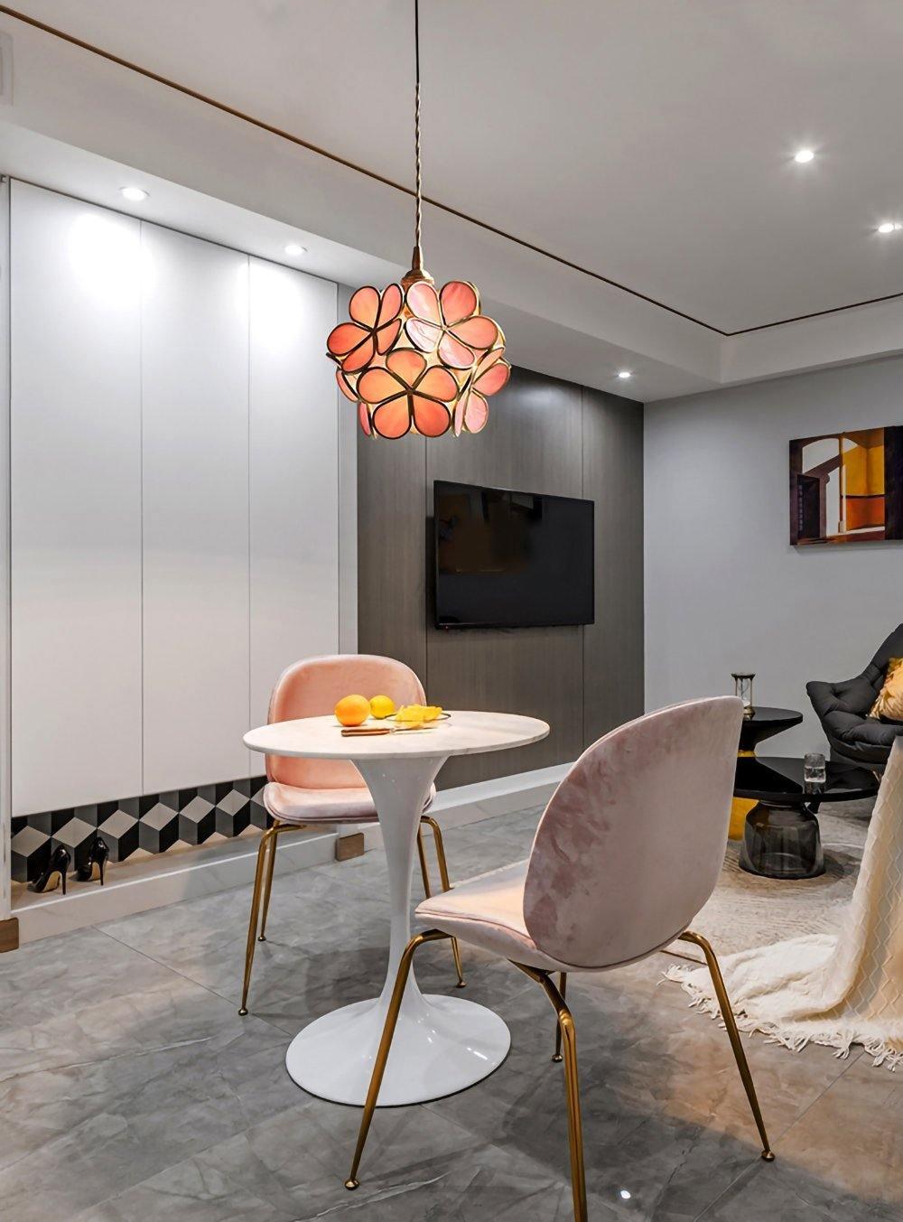 Pendant Light Brass Glass 7.9 in Petal Shape Indoor Ceiling Lamp Adjustable Hanging Height | Thomler