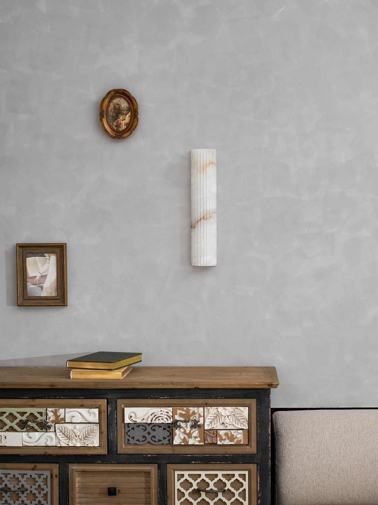 Alabaster Wall Light 11.8 in Integrated LED Indoor Ribbed Sconce Bedroom Hallway Ambient Lighting Fixture | Thomler
