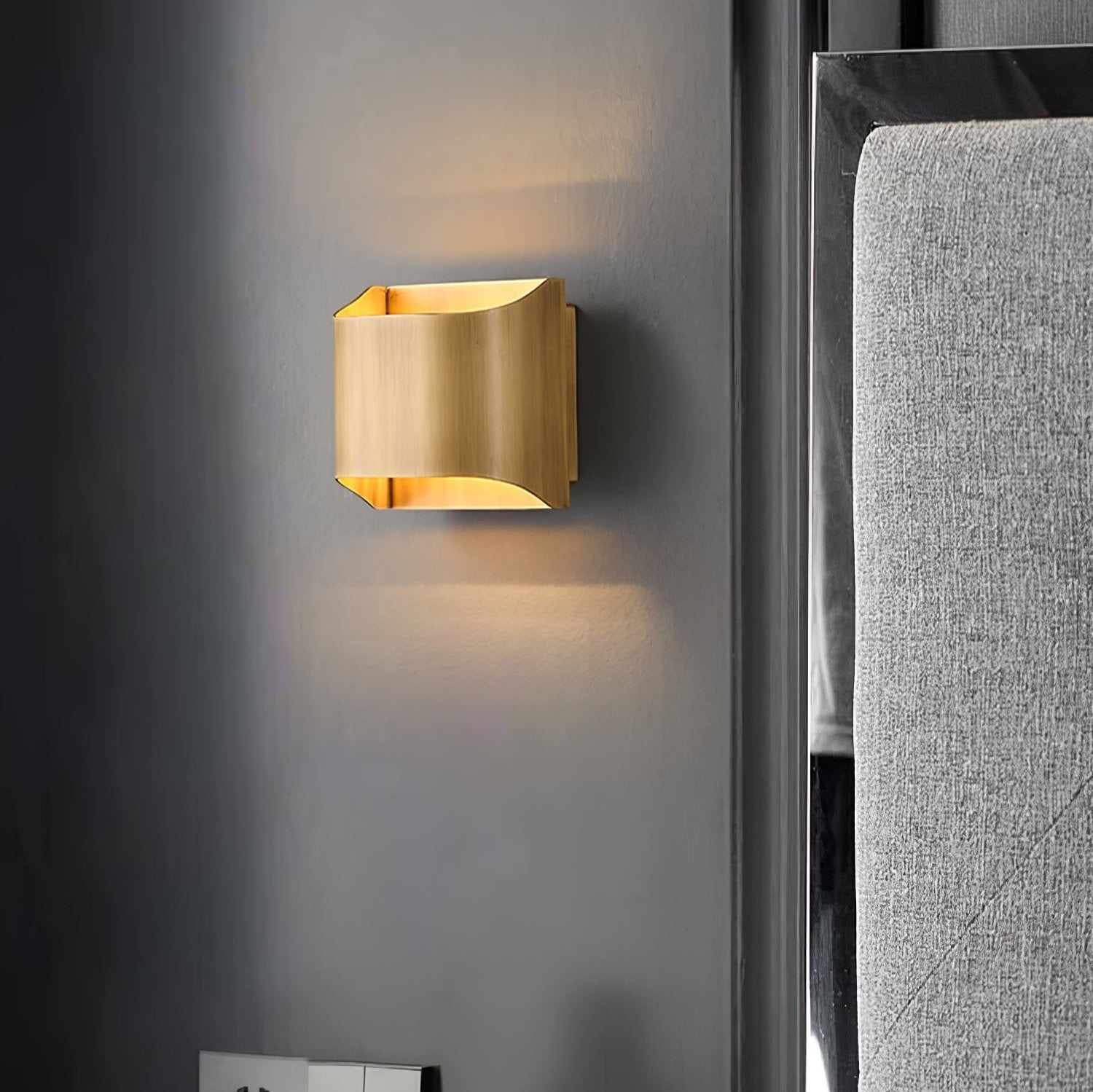 Wall Sconce Brass 9.8 in x 9.8 in Indoor LED G9 E14 Light Fixture Modern Living Room Bedroom Accent Lighting | Thomler
