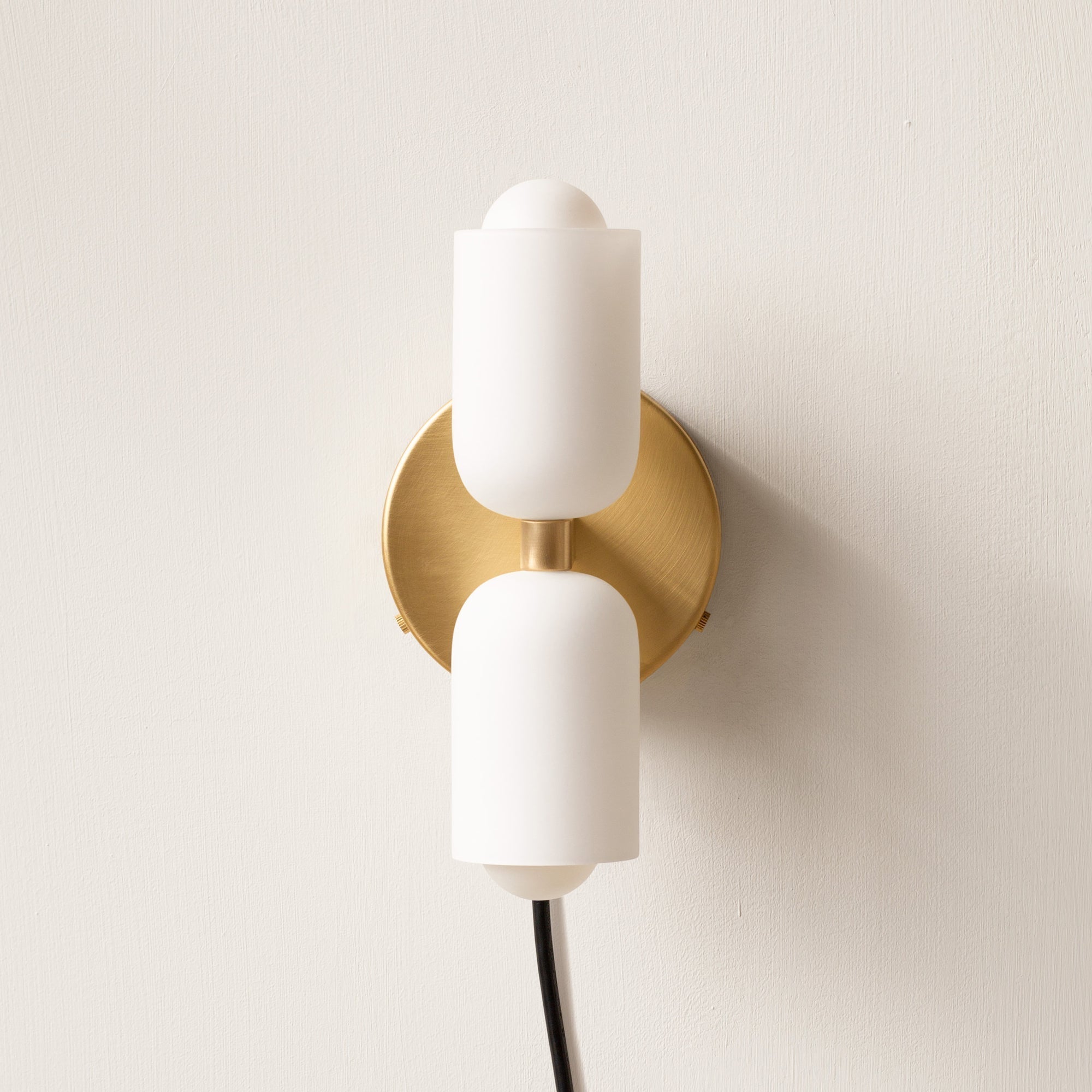 Dual-Beam Acrylic Wall Sconce with Warm Glow and Cream Diffuser for Living Room Hallway Bedroom Entryway | Thomler