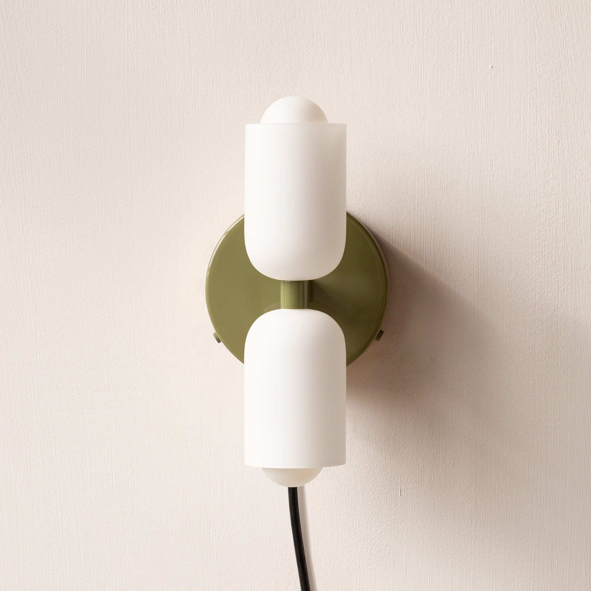 Dual-Beam Acrylic Wall Sconce with Warm Glow and Cream Diffuser for Living Room Hallway Bedroom Entryway | Thomler