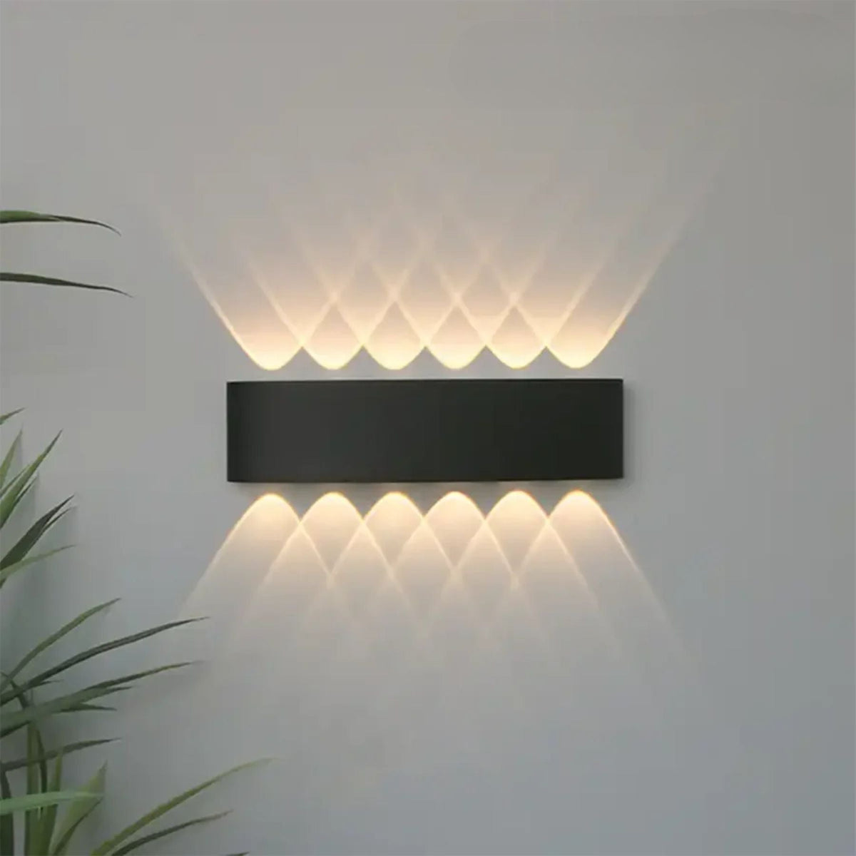 Modern LED Wall Sconce for Indoor & Outdoor Use – Sleek IP65 Weatherproof Fixture in White or Black Finish | Thomler