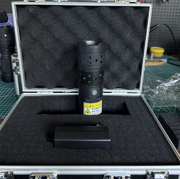 High-Power Infrared Laser Illuminator 120W with 10x Beam Expander for Extended Range and Precision | Thomler