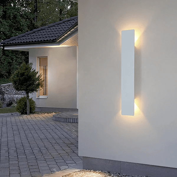Modern Aluminum Outdoor Wall Light – IP65 Weatherproof LED Fixture for Home Exterior, Patio & Entryway | Thomler
