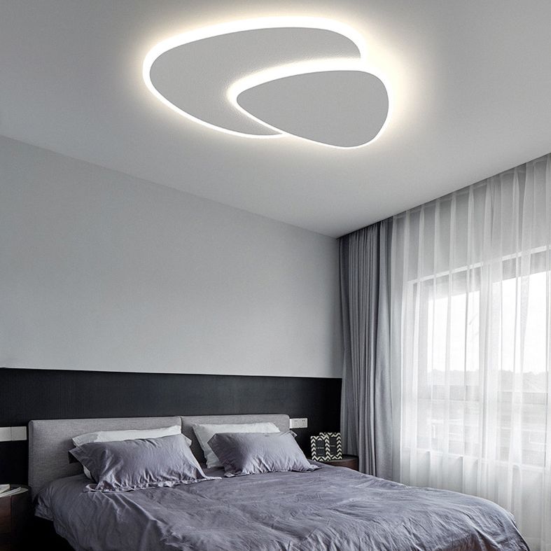 Modern Triangle LED Ceiling Light White Flush Mount for Bedroom Living Room Hallway Dimmable 3 Color Temperatures 16-20 Inch | Thomler