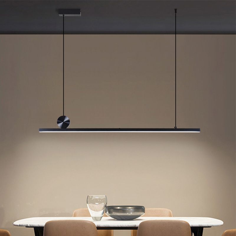 Modern Asymmetric Linear Pendant Light – Black & Gold Metal LED Ceiling Fixture for Dining Room & Living Room | Thomler