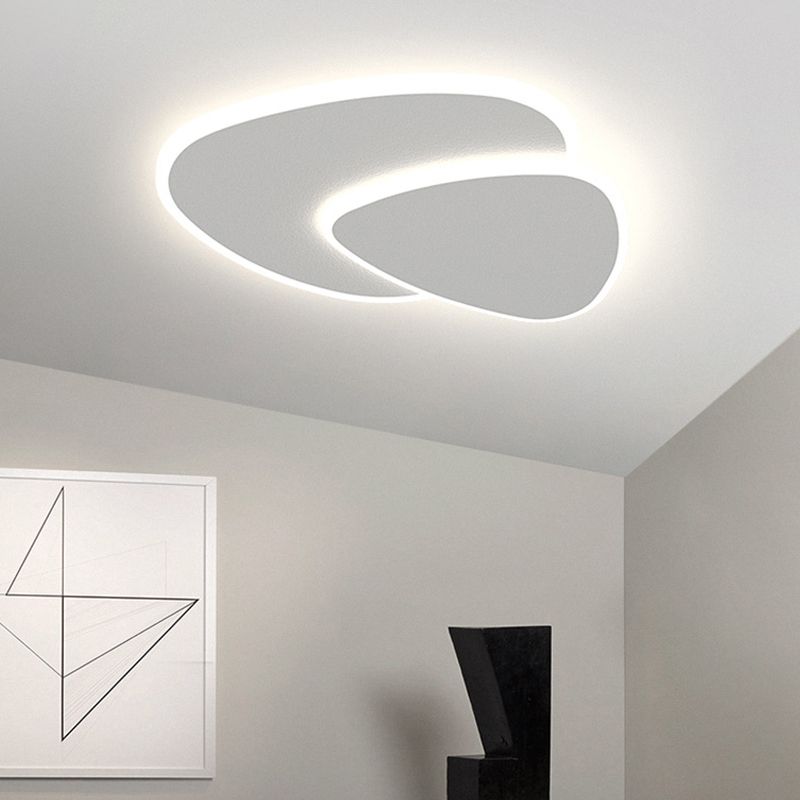 Modern Triangle LED Ceiling Light White Flush Mount for Bedroom Living Room Hallway Dimmable 3 Color Temperatures 16-20 Inch | Thomler