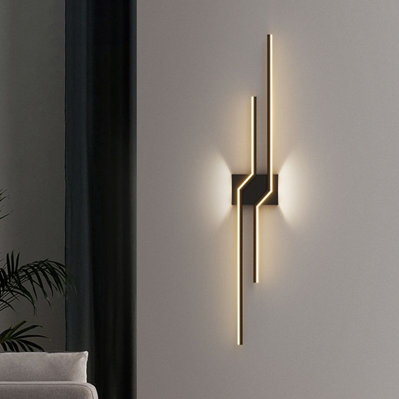 Sleek Linear Metal Wall Light with LED Acrylic Diffuser for Bathroom Bedroom Living Room | Thomler