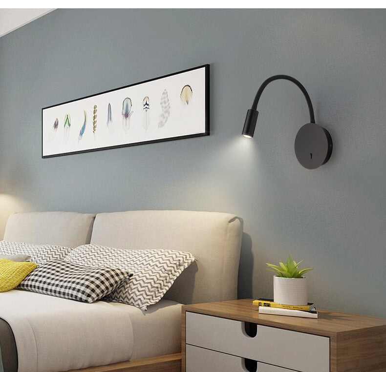 Adjustable Industrial Wall Sconce with Rotating Arm – Black Metal LED Light for Bedroom, Living Room & Hallway | Thomler