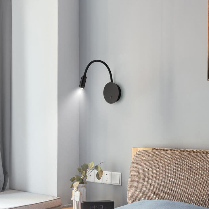 Adjustable Industrial Wall Sconce with Rotating Arm – Black Metal LED Light for Bedroom, Living Room & Hallway | Thomler