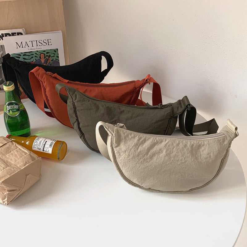 Curved Shoulder Bag for Women – Soft PU Leather Crossbody Purse with Adjustable Strap for Everyday Wear & Travel | Thomler
