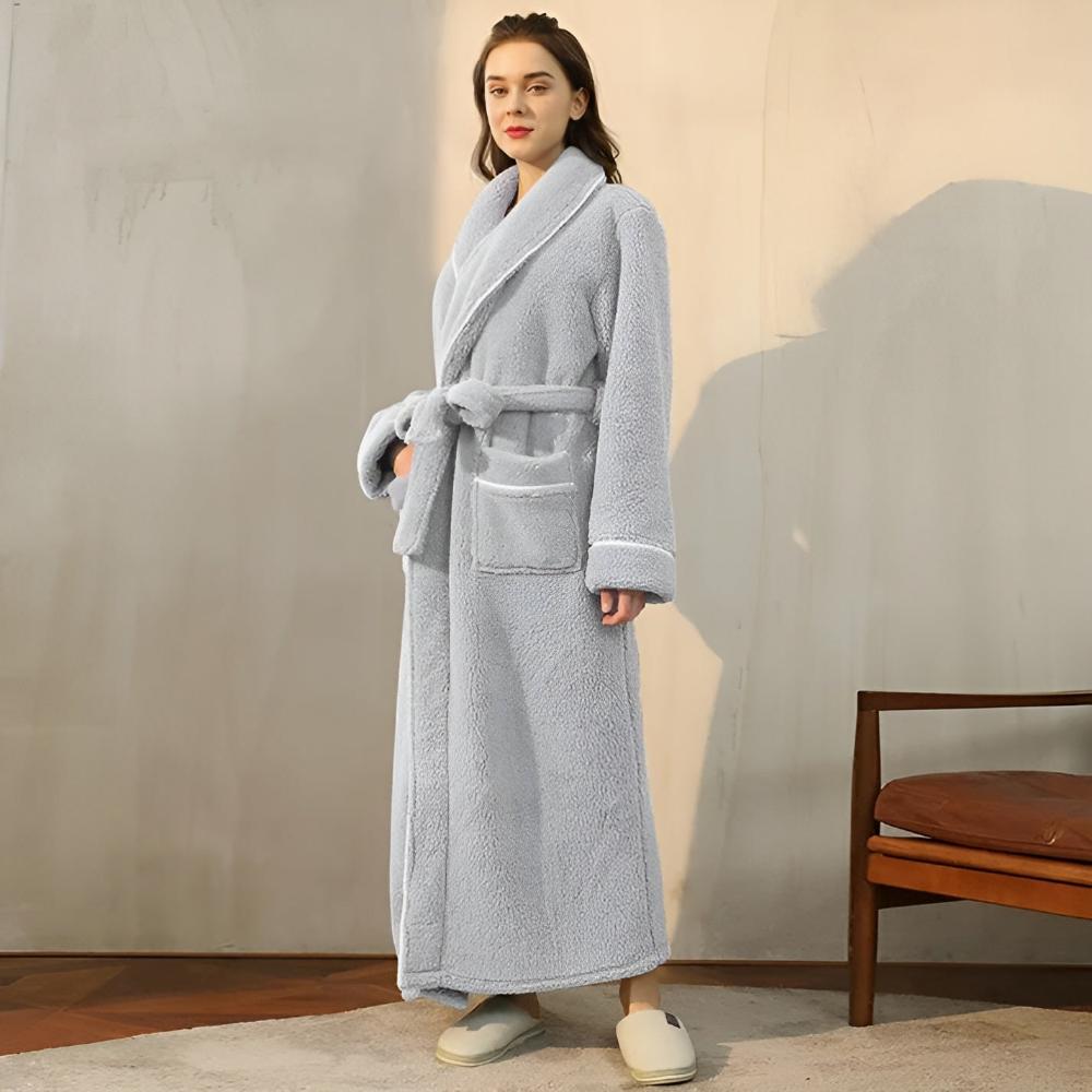 Plush Coral Fleece Bathrobe with Shawl Collar & Pockets – Unisex Lounge Robe for Year-Round Wear | Thomler