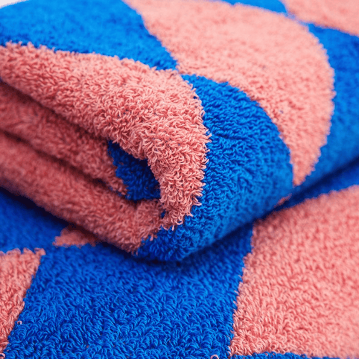 Diamond-Stripe 100% Cotton Bath & Face Towel Set – Vintage-Inspired Absorbent Terry for Bathroom, Beach & Travel | Thomler