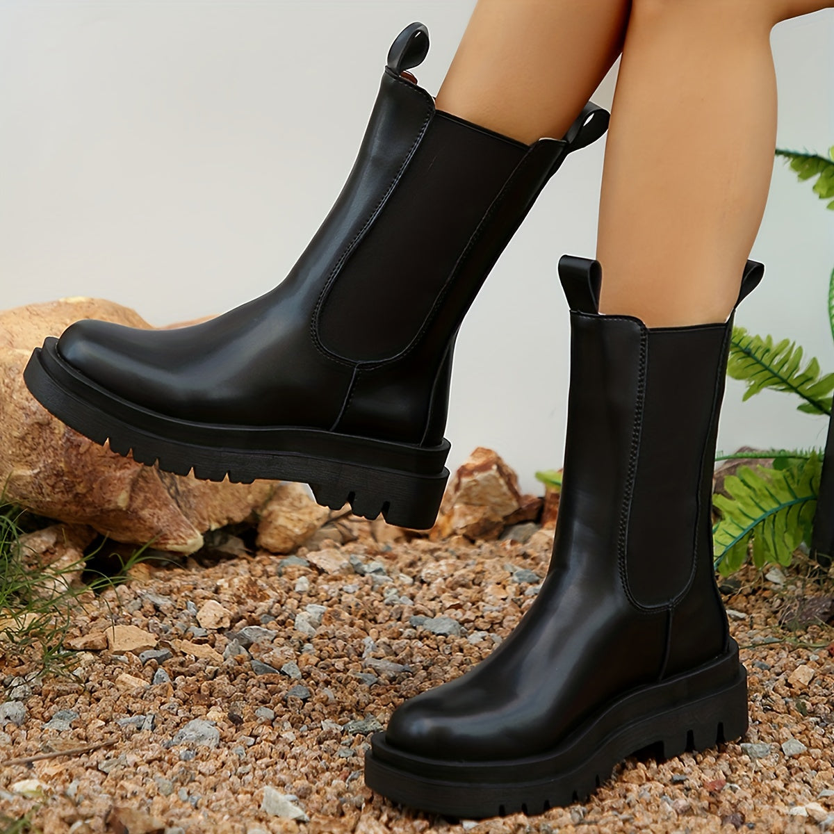 Women's Tall Black Boots with Block Heel – Knee-High Pull-On Riding Boots for Everyday Wear | Thomler
