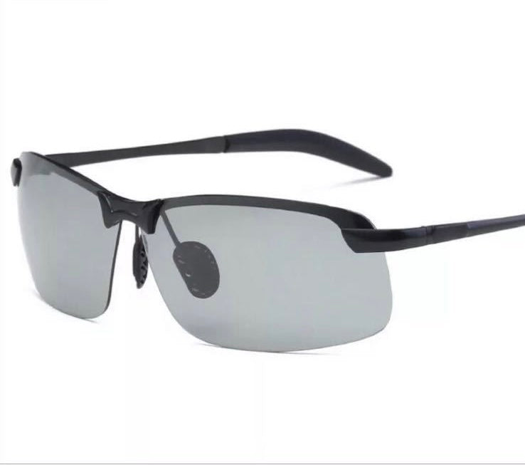 Photochromic Polarized Sunglasses for Driving & Outdoor Activities | UV400 Protection Transition Lenses Auto-Darkening Eyewear for Men & Wom | Thomler