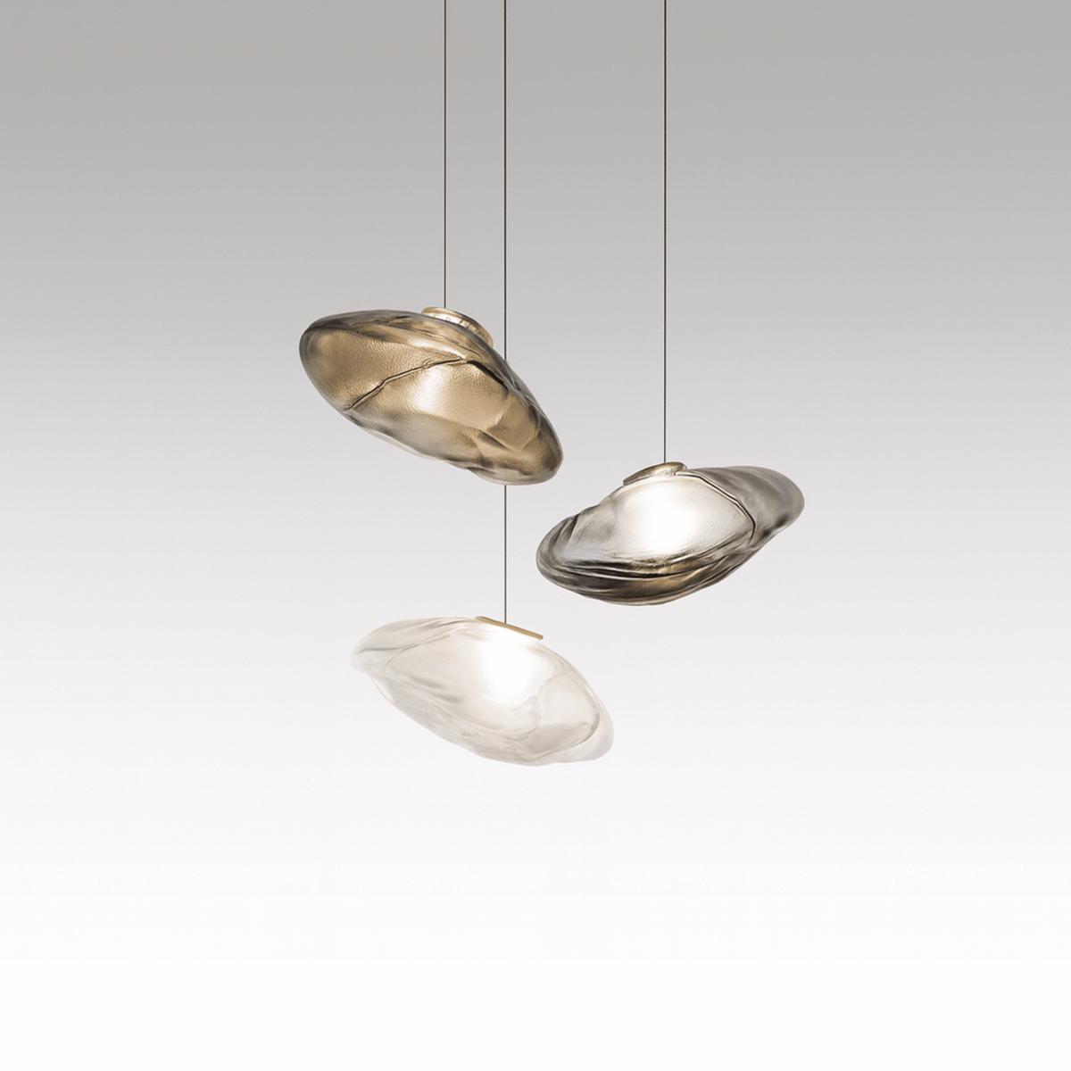 Handblown Sculptural Pendant in Warm Glass Finish for Dining Room Kitchen Island Loft Apartment | Thomler
