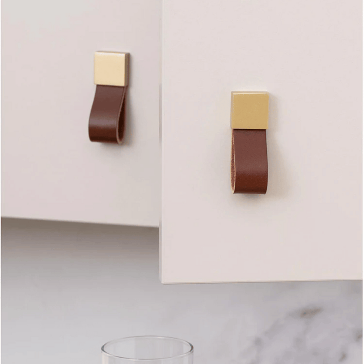 Zinc Alloy Cabinet Pulls with Genuine Cowhide Leather Accent – Modern Hardware for Kitchen Cabinets, Dresser Drawers & Furniture | Thomler