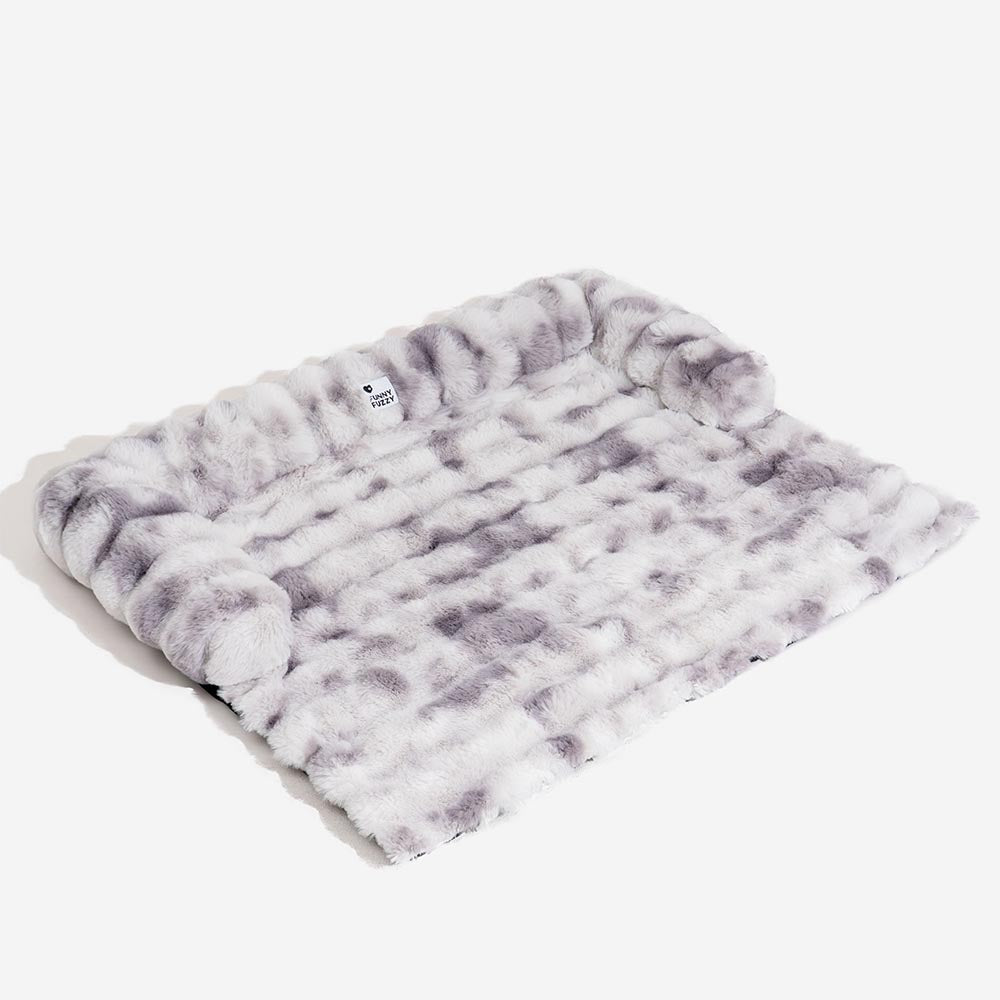 Ultra-Plush Pet Couch Cover & Cushion Mat for Dogs and Cats - Washable Non-Slip Furniture Protector Throw Blanket with Deep Pile Faux Fur | Thomler