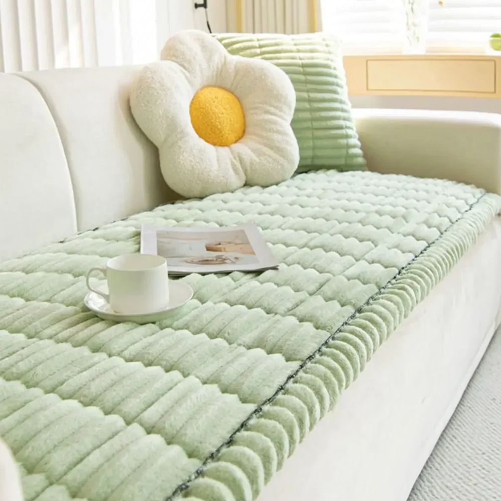 Plush Furniture Throw for Sectionals & Couches – Anti-Slip Fleece Protection for Living Room, Bedroom, Pet-Friendly Homes | Thomler